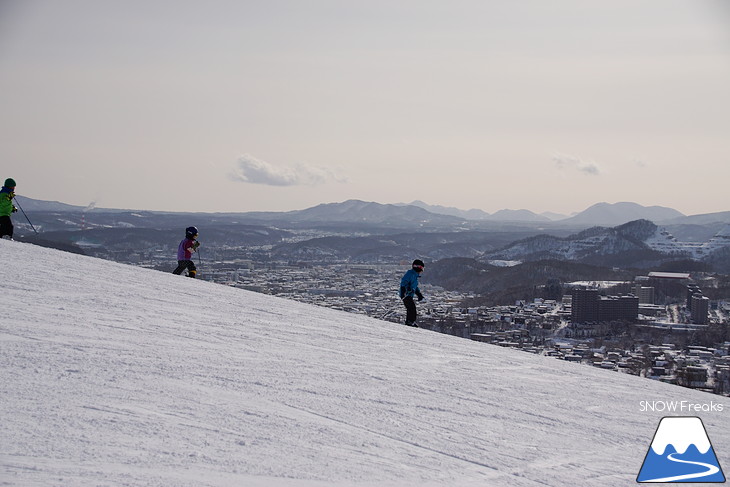 札幌藻岩山スキー場 『青空』が最高に似合うゲレンデ☆